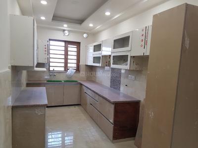 Kitchen Image of 2250 Sq.ft 4 BHK Builder Floor for sale in Sector 85 Faridabad for Rs. 16000000