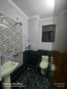 Image of 900 Sq.ft 3 BHK Builder Floor for rent in Matiala, New Delhi for Rs. 20500