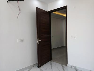 Bedroom Image of 675 Sq.ft 2 BHK Builder Floor for sale in Rajpur New Delhi for Rs. 4200000