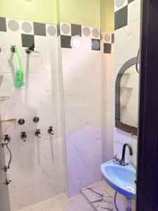 Bathroom Image of 900 Sq.ft 5 BHK Independent House for sale in Kirari Suleman Nagar New Delhi for Rs. 12500000
