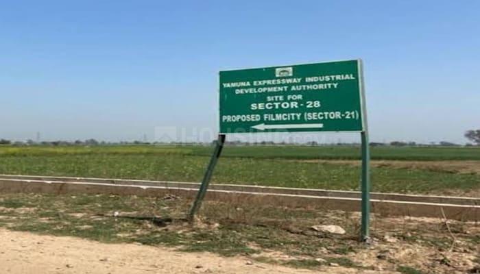 Sector 18 Greater Noida Main Image 1