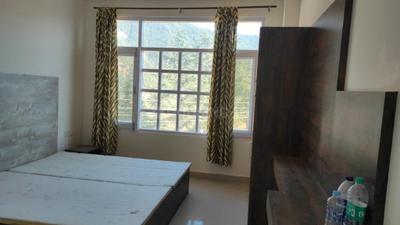 Bedroom Image of 550 Sq.ft 2 BHK Apartment / Flat for rent in Chakrayal Shimla for Rs. 15000