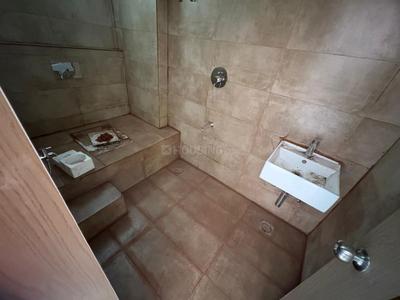Bathroom Image of 1656 Sq.ft 3 BHK Apartment / Flat for rent in Harmu Ranchi for Rs. 23999