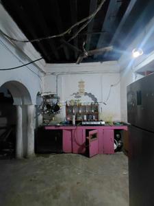 Kitchen Image of Mains in Qaiserbagh, Lucknow