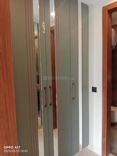 Dhugt Bedroom 1