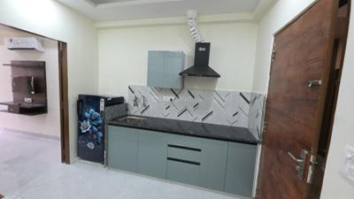 Kitchen Image of 650 Sq.ft 1 BHK Apartment / Flat for rent in Karolan Ka Barh Jaipur for Rs. 19000