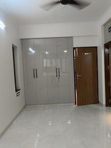 Bedroom Image of 1100 Sq.ft 2 BHK Apartment / Flat for sale in Karishma Apartment, Patparganj New Delhi for Rs. 17000000