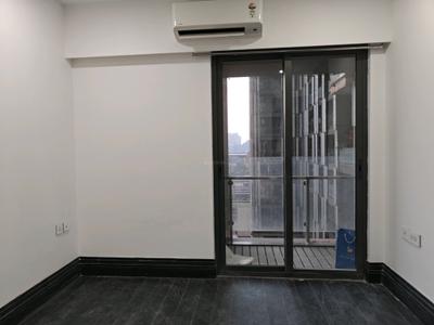 Bedroom Image of 1000 Sq.ft 2 BHK Apartment / Flat for sale in Lodha Venezia, Parel Mumbai for Rs. 40000000