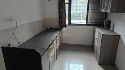 Kitchen Image of 1035 Sq.ft 2 BHK Apartment / Flat for rent in Kumar Pebble Park, Hadapsar Pune for Rs. 20000