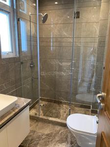 Bathroom Image of 2700 Sq.ft 4 BHK Builder Floor for sale in Maharani Bagh New Delhi for Rs. 95000000