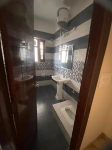 Bathroom Image of 1550 Sq.ft 2 BHK Independent House for rent in Sector 21 Panchkula for Rs. 22000
