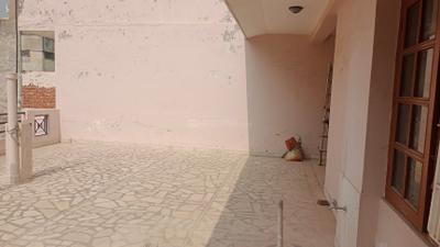 Terrace Image of 650 Sq.ft 1 BHK Builder Floor for rent in Sector 14 Gurgaon for Rs. 20000