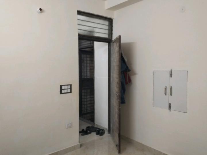 Samaspur Village, Patparganj Bedroom One 1