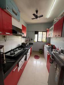 Kitchen Image of 1000 Sq.ft 2 BHK Apartment / Flat for rent in Kalpataru Serenity, Hadapsar Pune for Rs. 15000