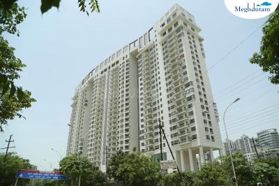 Image of 2250 Sq.ft 3 BHK Apartment / Flat for sale in TGB Meghdutam, Sector 50, Noida for Rs. 41000000