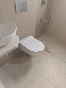Bedroom One Image of 700 Sq.ft 2 BHK Apartment / Flat for rent in Leo Eminence, Bandra East Mumbai for Rs. 110000