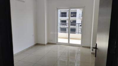Bedroom Image of 1340 Sq.ft 3.5 BHK Apartment / Flat for sale in Gulshan Ikebana, Sector 143 Noida for Rs. 17000000