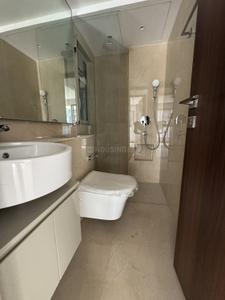 Image of 1300 Sq.ft 3 BHK Apartment / Flat for sale in Hiranandani Highland A B C D And E Wing, Powai, Mumbai for Rs. 40500000