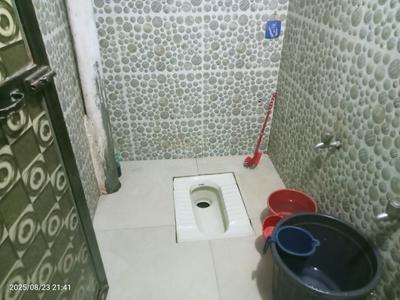 Bathroom Image of Ram PG Rooms - (Mob. 7070824322) in Ghansoli, Navi Mumbai
