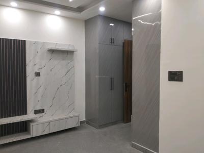 Bedroom Image of 1000 Sq.ft 2 BHK Builder Floor for sale in Ramesh Nagar New Delhi for Rs. 15500000