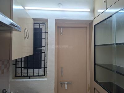 Kitchen Image of 680 Sq.ft 2 BHK Apartment / Flat for rent in Ramapuram Chennai for Rs. 35000