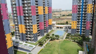 Building Image of 1050 Sq.ft 2 BHK Apartment / Flat for sale in Dwarkadhish The Cubix, Sector 23 Dharuhera for Rs. 5535000
