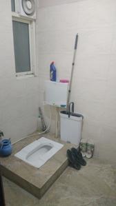 Bathroom Image of 550 Sq.ft 1.5 BHK Apartment / Flat for sale in Sector 62A Noida for Rs. 3800000
