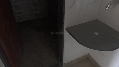 Bathroom Image of 600 Sq.ft 1 BHK Apartment / Flat for sale in Jefro Kingstown, Charholi Budruk Pune for Rs. 4000000