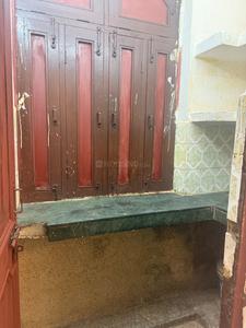 Kitchen Image of Yellow living in Preet Vihar, New Delhi