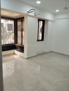 Bedroom Image of 900 Sq.ft 2 BHK Apartment / Flat for rent in Khar West Mumbai for Rs. 130000
