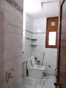 Common Bathroom Image of 1700 Sq.ft 3 BHK Apartment / Flat for sale in Sector 6 Dwarka New Delhi for Rs. 36500000