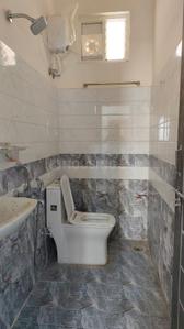 Bathroom Image of 600 Sq.ft 1 BHK Apartment / Flat for rent in Kondapur Hyderabad for Rs. 25300