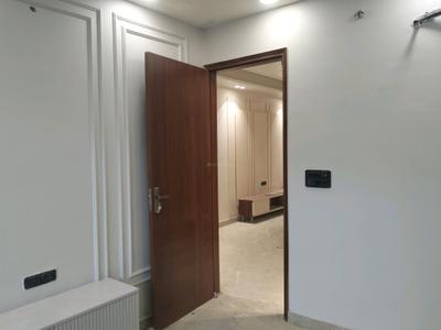 Bedroom Image of 1000 Sq.ft 3 BHK Builder Floor for sale in Dilshad Garden New Delhi for Rs. 12000000