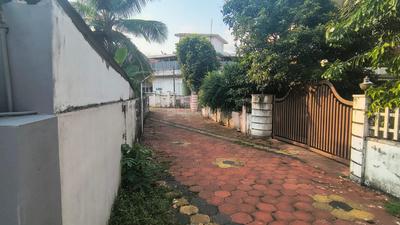 Balcony Image of 2500 Sq.ft 5 BHK Villa for sale in Aluva Kochi for Rs. 7500000