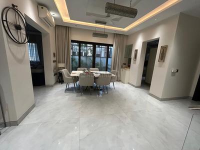 3.5 BHK Flat