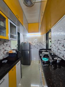Kitchen Image of 500 Sq.ft 1 BHK Apartment / Flat for rent in Kandivali East Mumbai for Rs. 35000