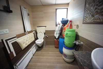 Bathroom Image of 4320 Sq.ft 4 BHK Independent House for sale in Naroda Ahmedabad for Rs. 42500000