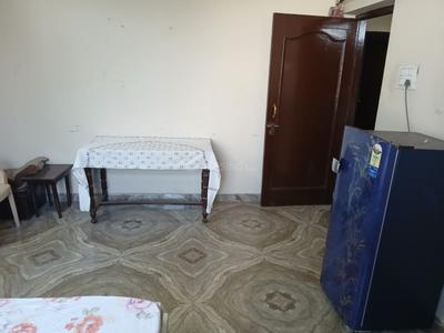 Bedroom Image of 2800 Sq.ft 2 BHK Builder Floor for rent in Holy City Paradise Phase I, Mahal Amritsar for Rs. 15000