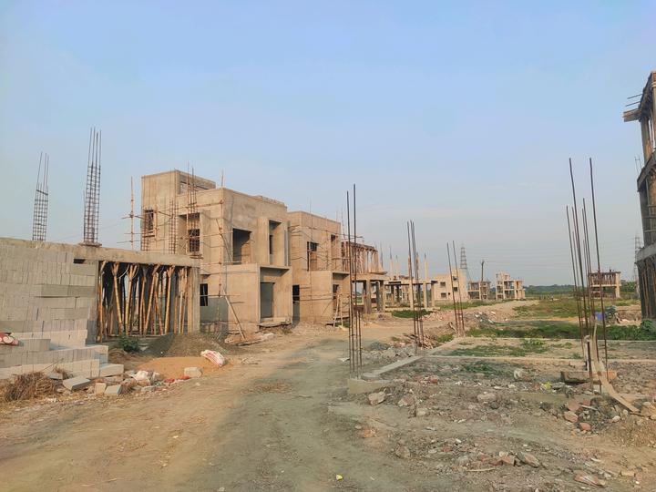 Royal Enclave Phase 1 Main Image 1