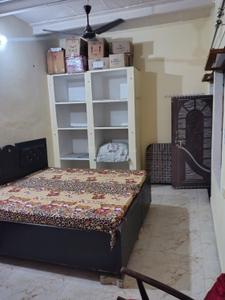 Bedroom Image of 150 Sq.ft 2 BHK Independent House for rent in Radha Valley Mathura for Rs. 12000