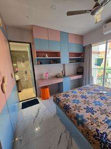 Bedroom Image of 1050 Sq.ft 3 BHK Apartment / Flat for rent in Kandivali East Mumbai for Rs. 90000