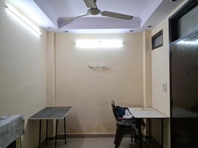 Living Room Image of 500 Sq.ft 1 BHK Builder Floor for rent in Ranjeet Nagar New Delhi for Rs. 17000