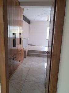 Image of 2400 Sq.ft 3 BHK Apartment / Flat for rent in Shree Nagar, Belagavi for Rs. 32000