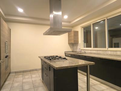 Kitchen Image of 4041 Sq.ft 4 BHK Apartment / Flat for rent in Prestige White Meadows, Whitefield Bengaluru for Rs. 200000
