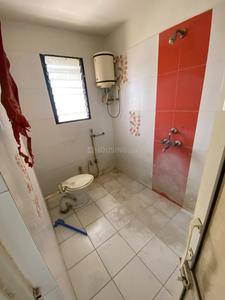 Bathroom Image of 1400 Sq.ft 3 BHK Apartment / Flat for rent in Gangapur Nashik for Rs. 30000