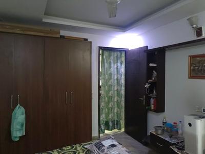 Bedroom Image of 1080 Sq.ft 3 BHK Builder Floor for sale in Mahavir Enclave New Delhi for Rs. 7800000