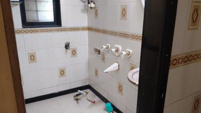 Image of 600 Sq.ft 1 BHK Apartment / Flat for rent in Akshardham Apartment, Malad West, Mumbai for Rs. 40000