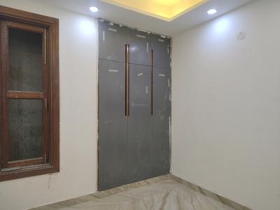 Bedroom Image of 800 Sq.ft 2 BHK Builder Floor for rent in Chhattarpur New Delhi for Rs. 24000
