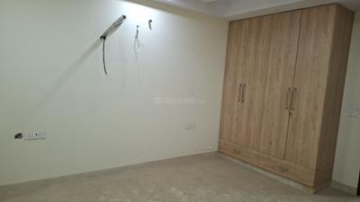 Bedroom Image of 2420 Sq.ft 4 BHK Builder Floor for sale in Rajouri Garden New Delhi for Rs. 40000000