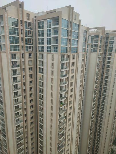 Kohinoor By Auro Realty Building View 1